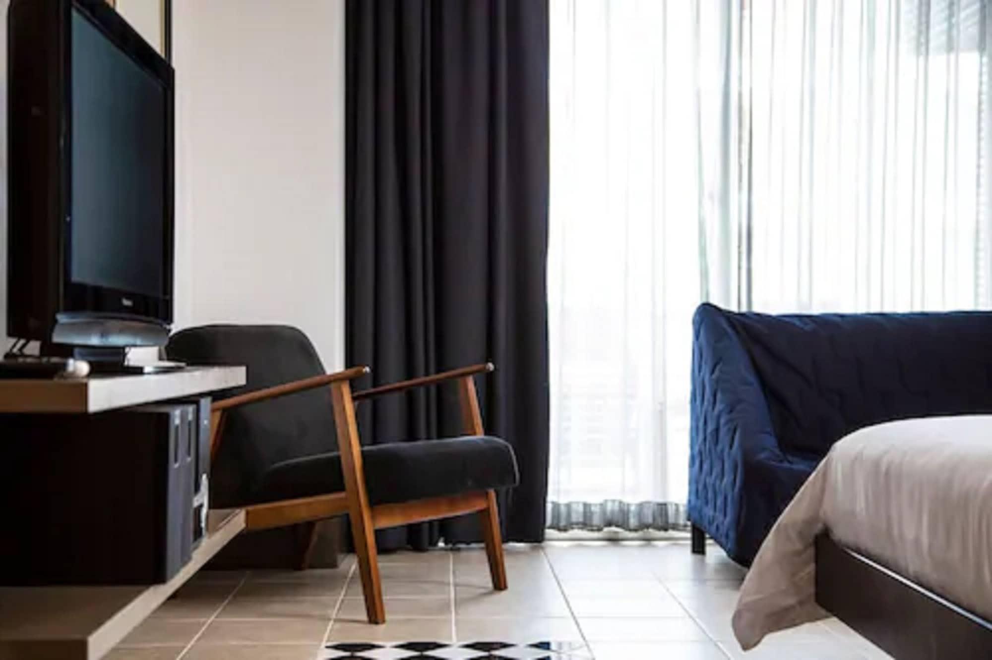 Baboona Beachfront Living Патая Екстериор снимка