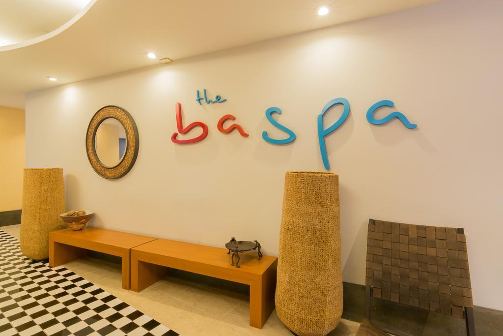 Baboona Beachfront Living Патая Екстериор снимка