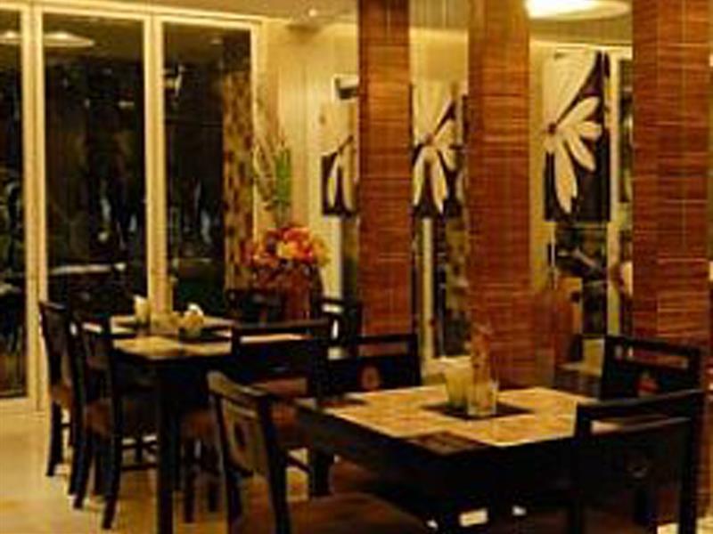Baboona Beachfront Living Патая Екстериор снимка