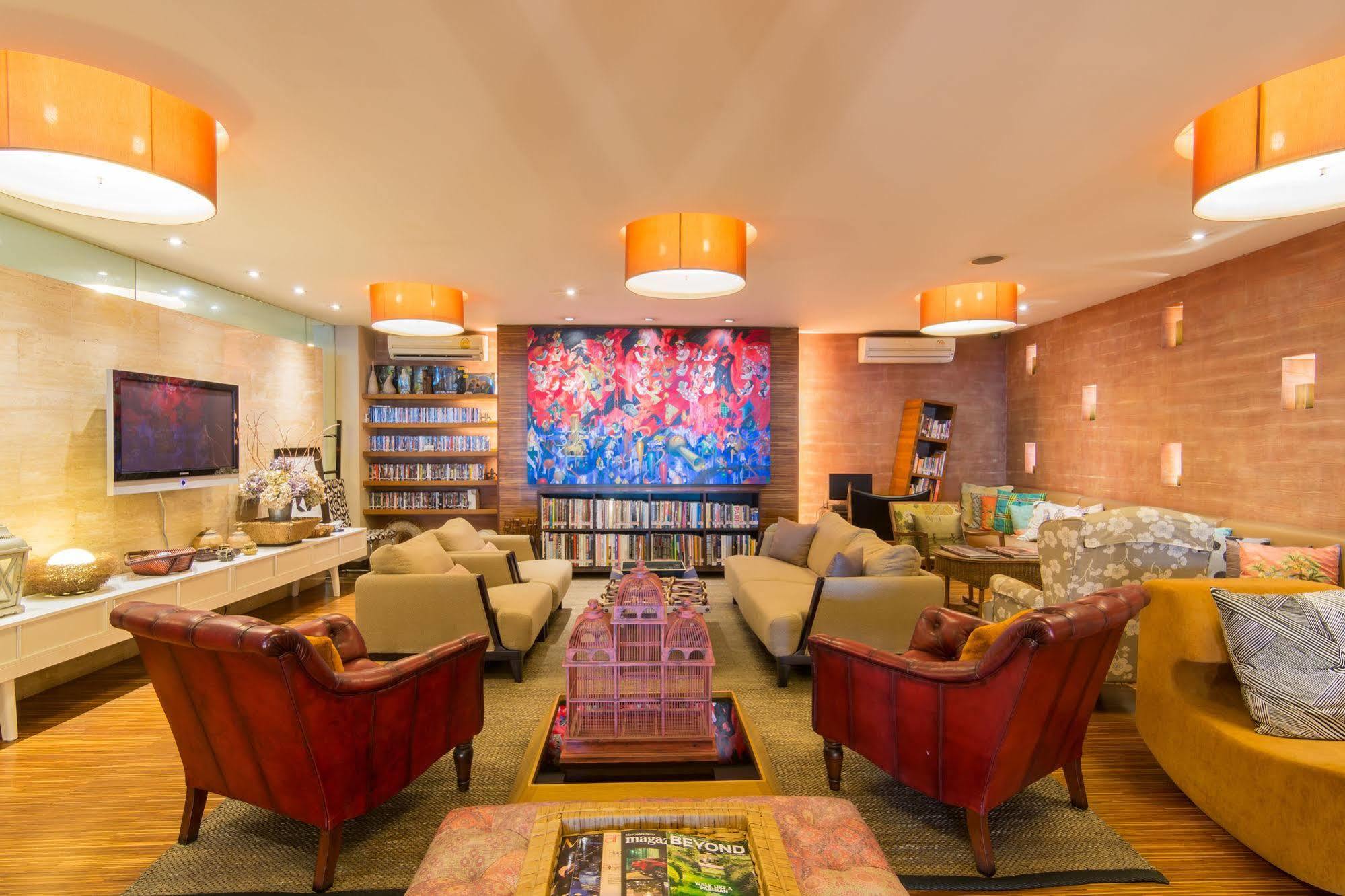 Baboona Beachfront Living Патая Екстериор снимка